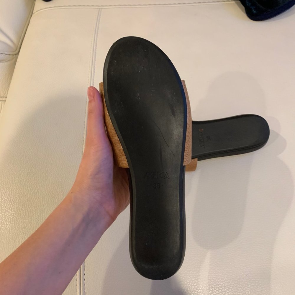 Aska Collection Camel Lizard Ellery Slides - image 3